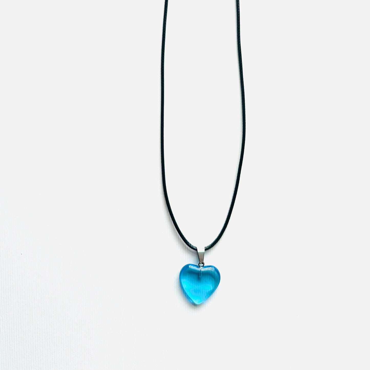 Heart necklace ( transparent light blue, natural stone)