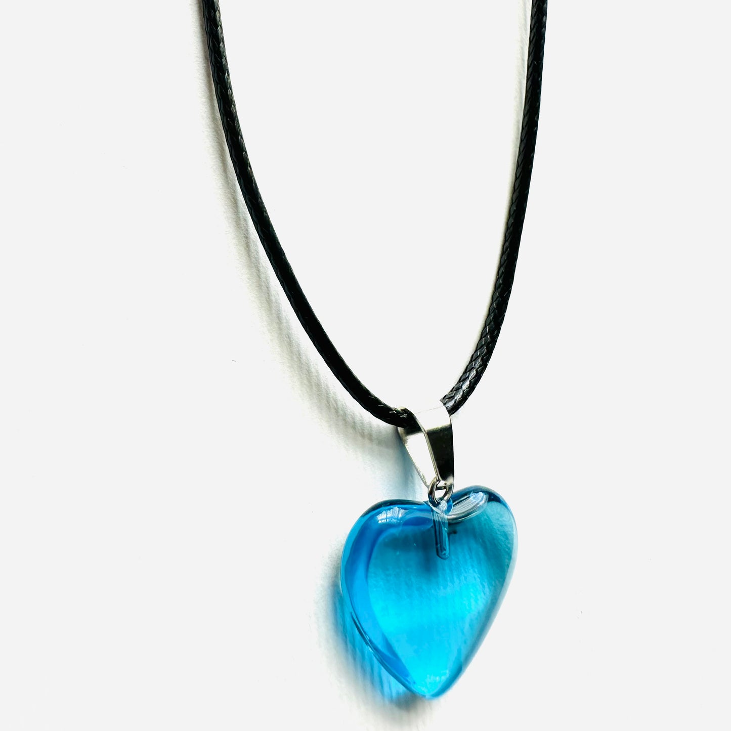 Heart necklace ( transparent light blue, natural stone)