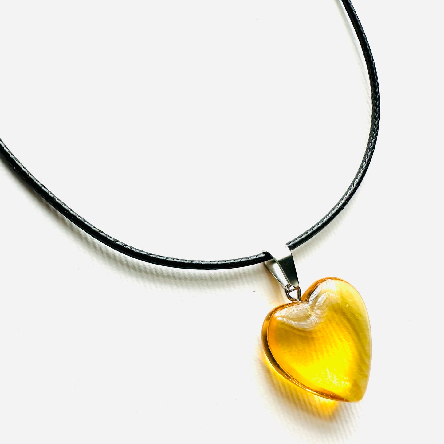 Heart necklace ( transparent yellow, natural stone)