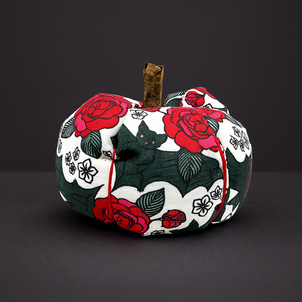 Halloween pumpkin decor (fabric).