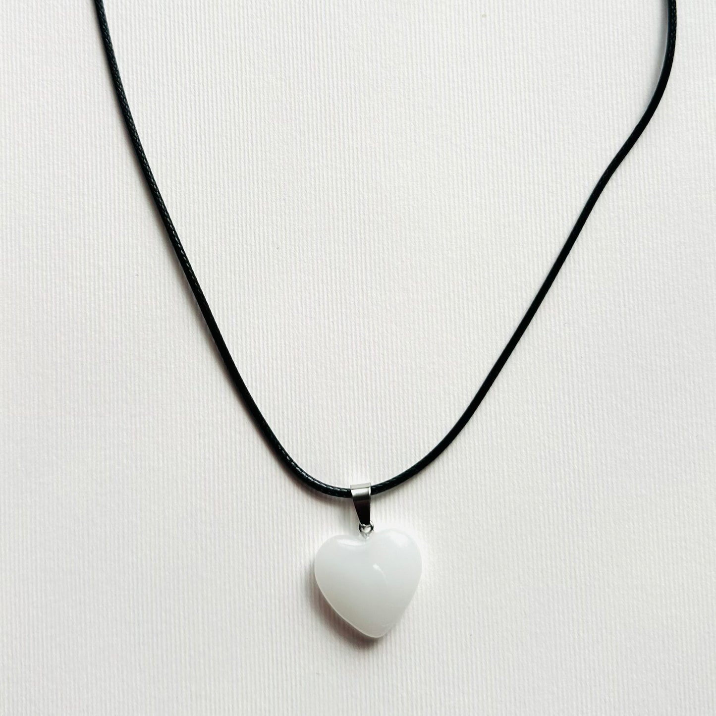 Heart necklace ( white natural stone)