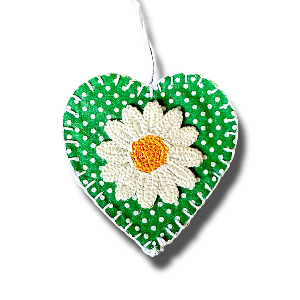 Daisy hanging heart decoration.