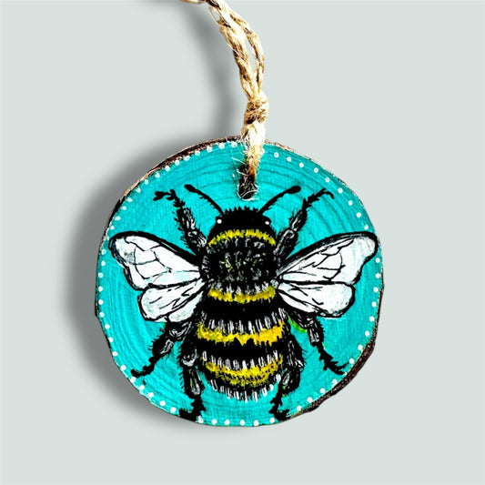 Bumblebee wood slice ornament.