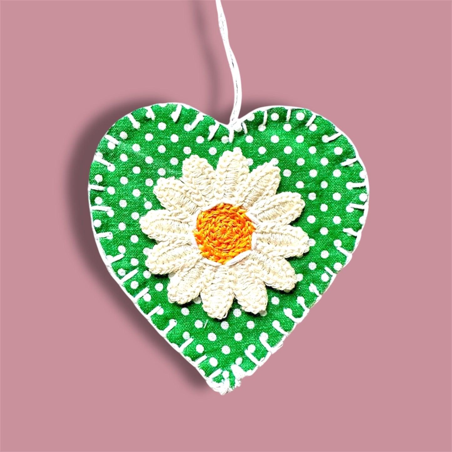 Daisy hanging heart decoration.